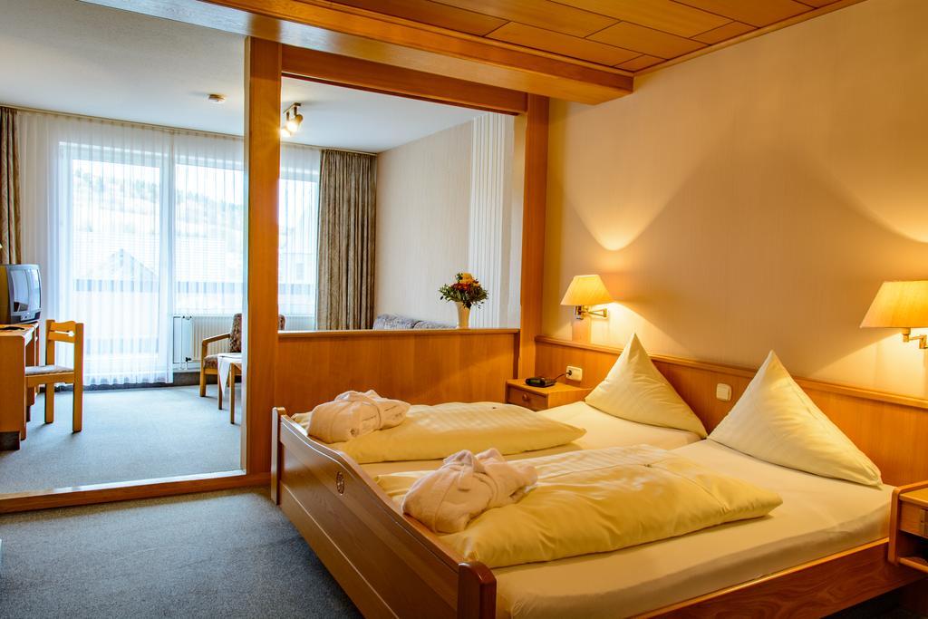 Landhotel Henkenhof Willingen Willingen  Bagian luar foto